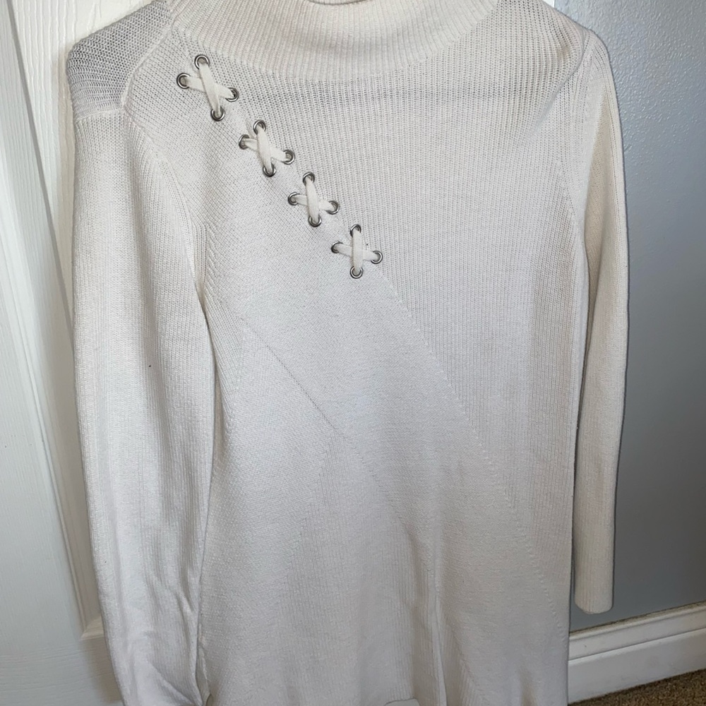 Chic White Sweater with Lace-Up Detail